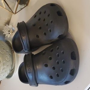 EUC boys CROCS